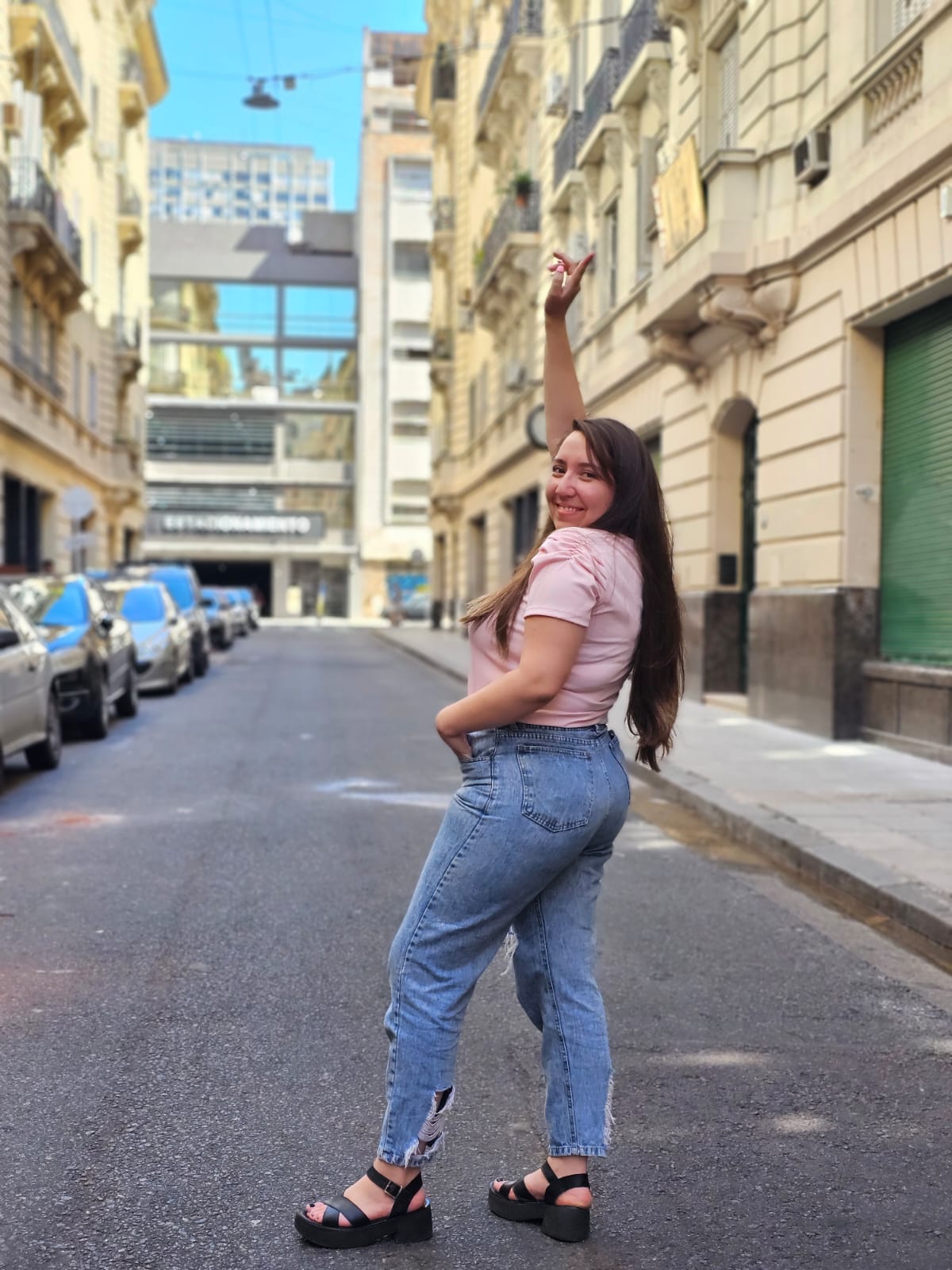 Julie Martínez — Fundadora de Dueña de tu Vida