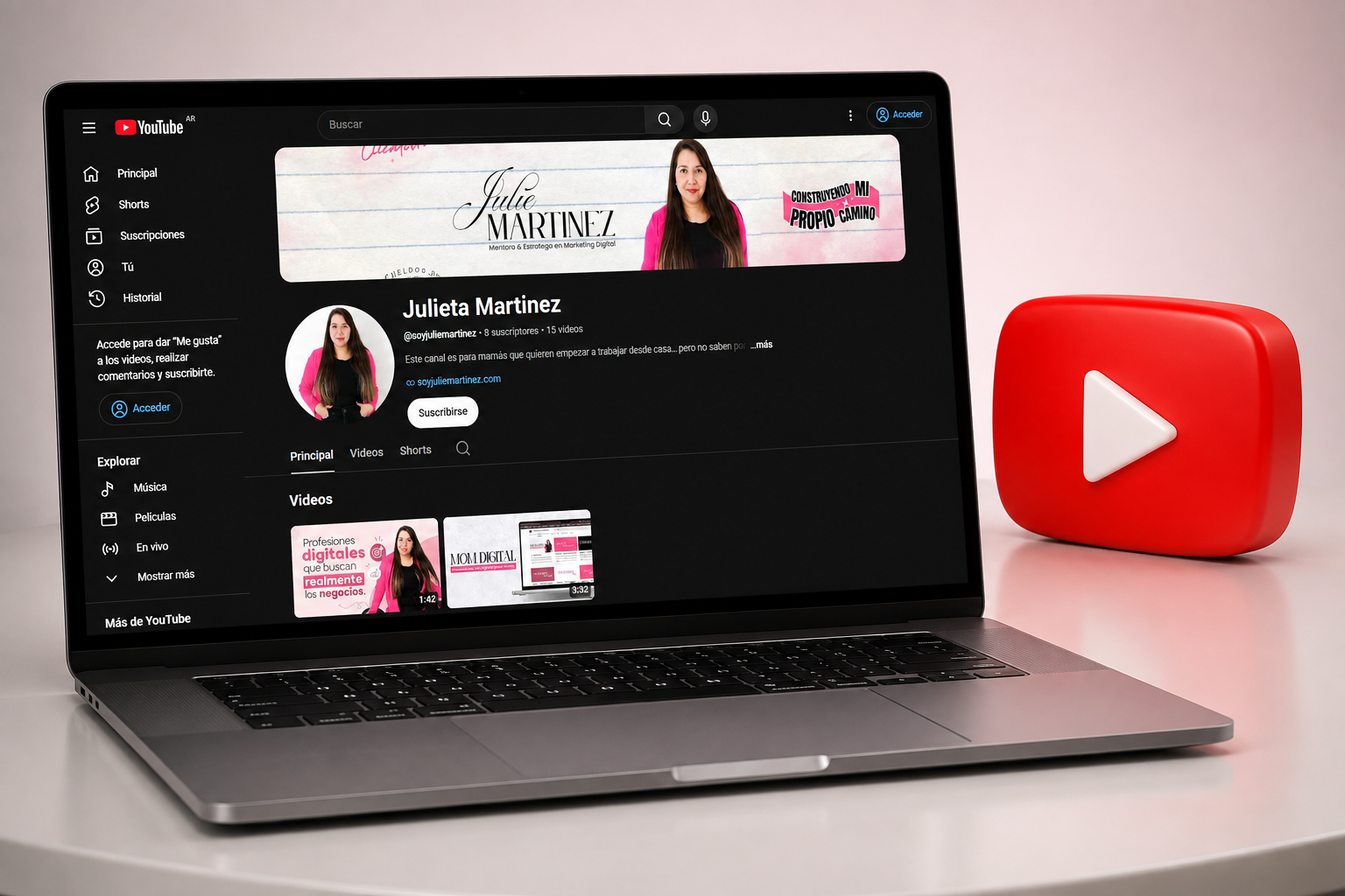 Canal de YouTube de Julie Martínez